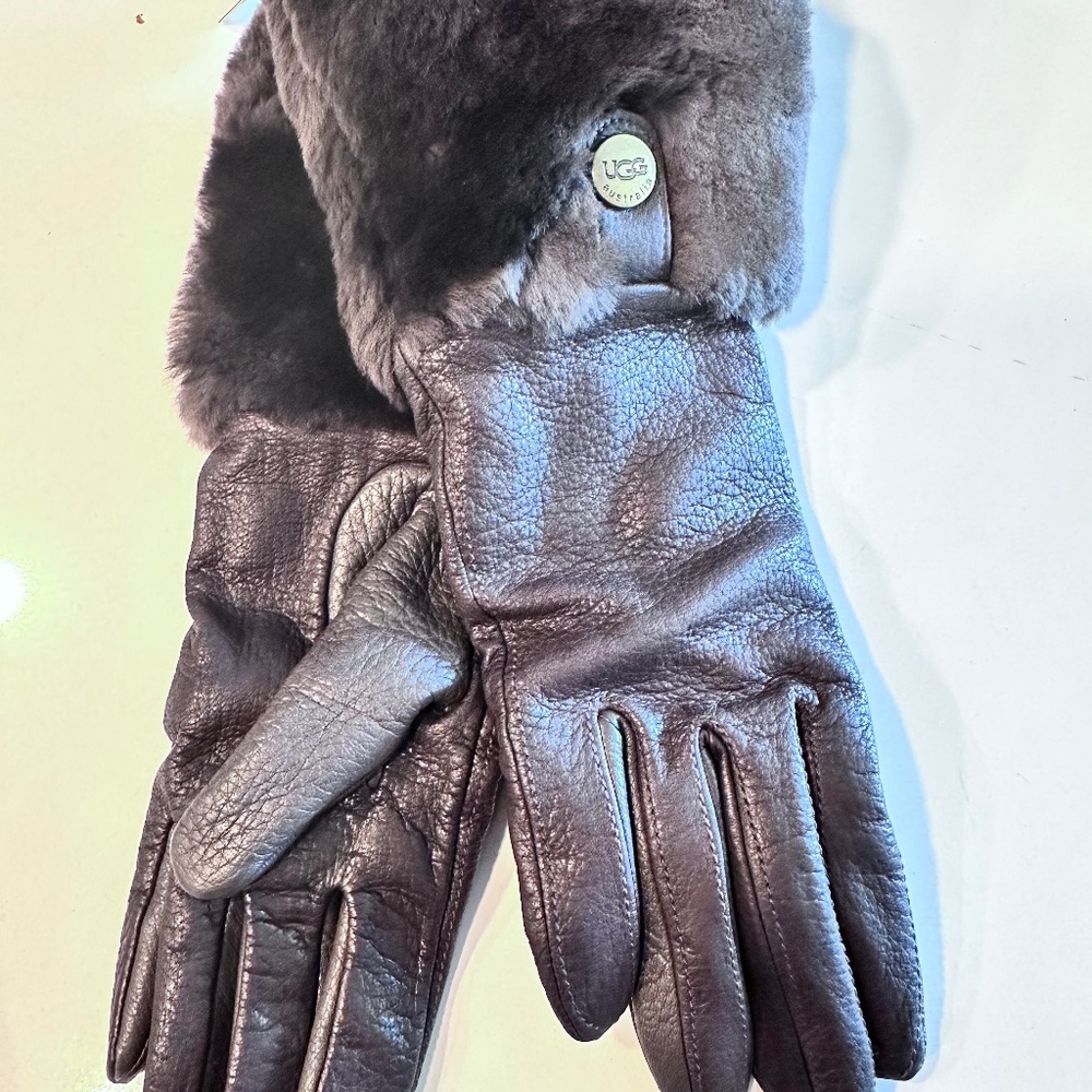 New UGG leather gloves long , brown , M
